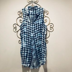 Long plaid sleeveless blouse/tunic
